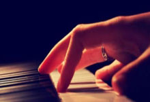 射击场上的黑马传奇：谁将成为新晋奥运冠军？